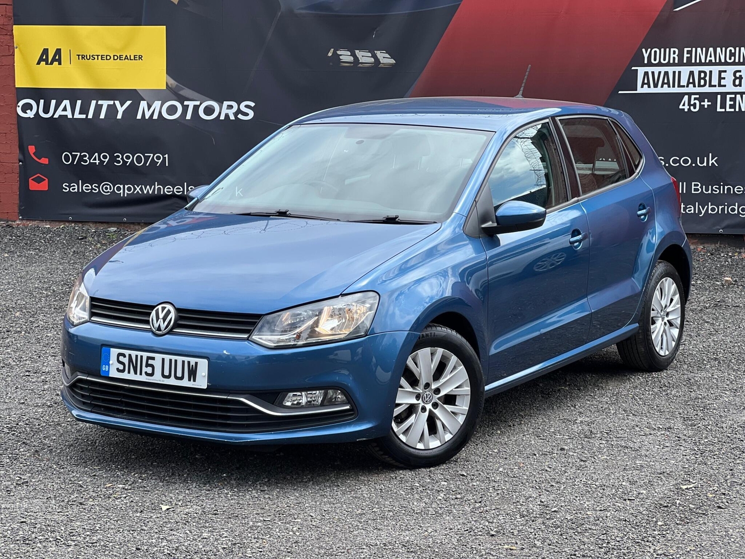 Volkswagen Polo 2015 - Cars in Stalybridge