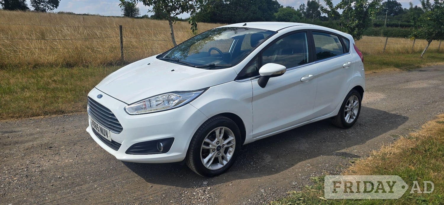 [ berth ]Ford Fiesta