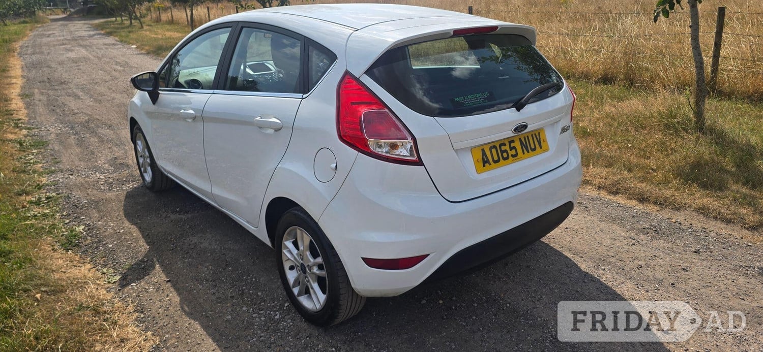 Ford Fiesta 2015 - Cars in Southampton