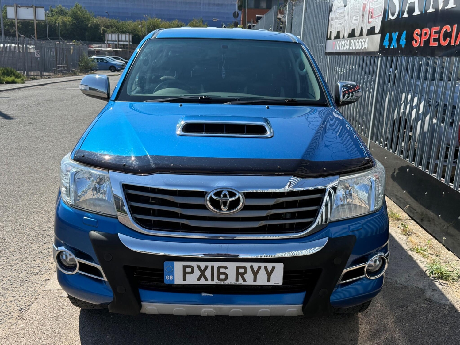 Toyota Hilux Bedford