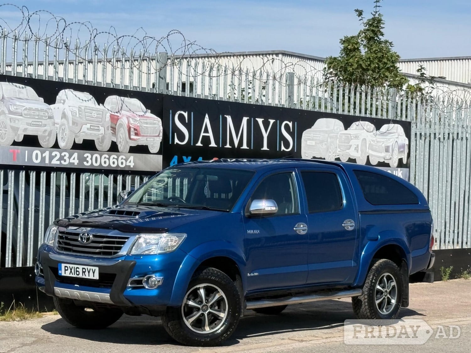 Toyota Hilux 2016 in Bedford