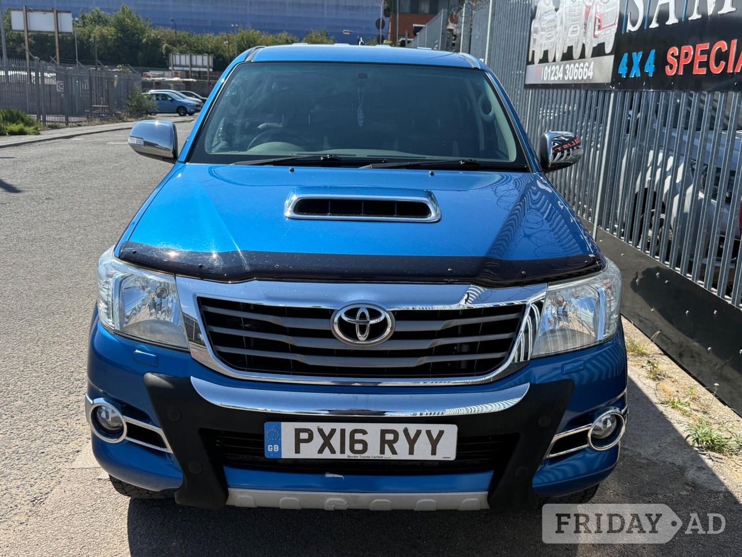 Toyota Hilux Bedford