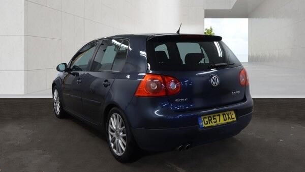 [ berth ]Volkswagen Golf
