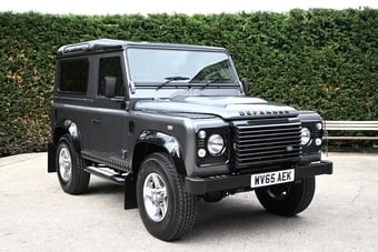 Land Rover Defender 90 2015