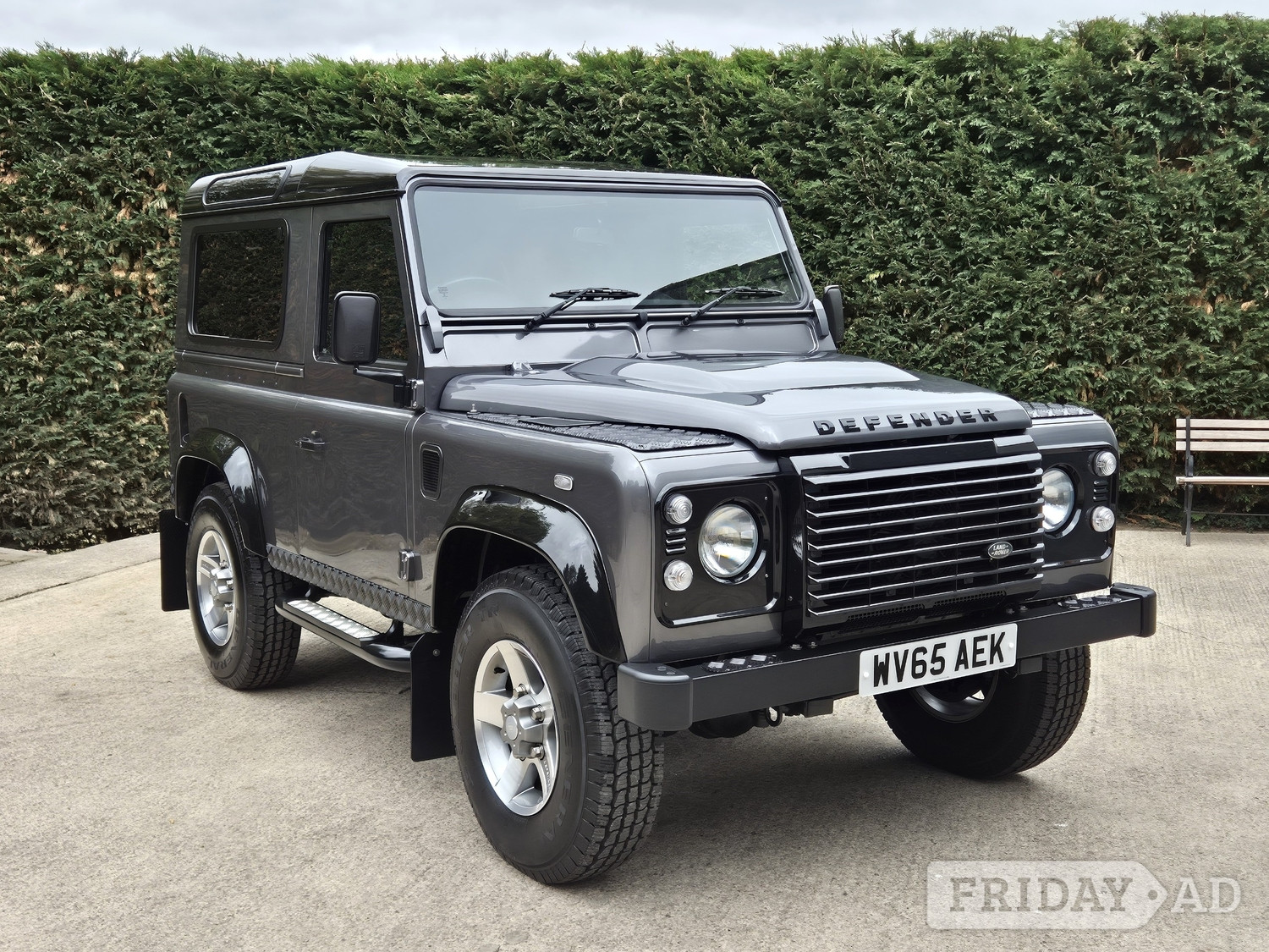 Land Rover Defender 90 2015 in Congleton