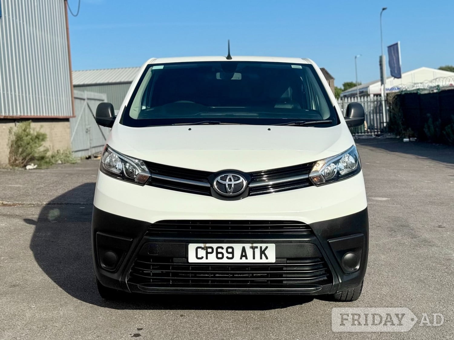 Toyota ProAce Cardiff