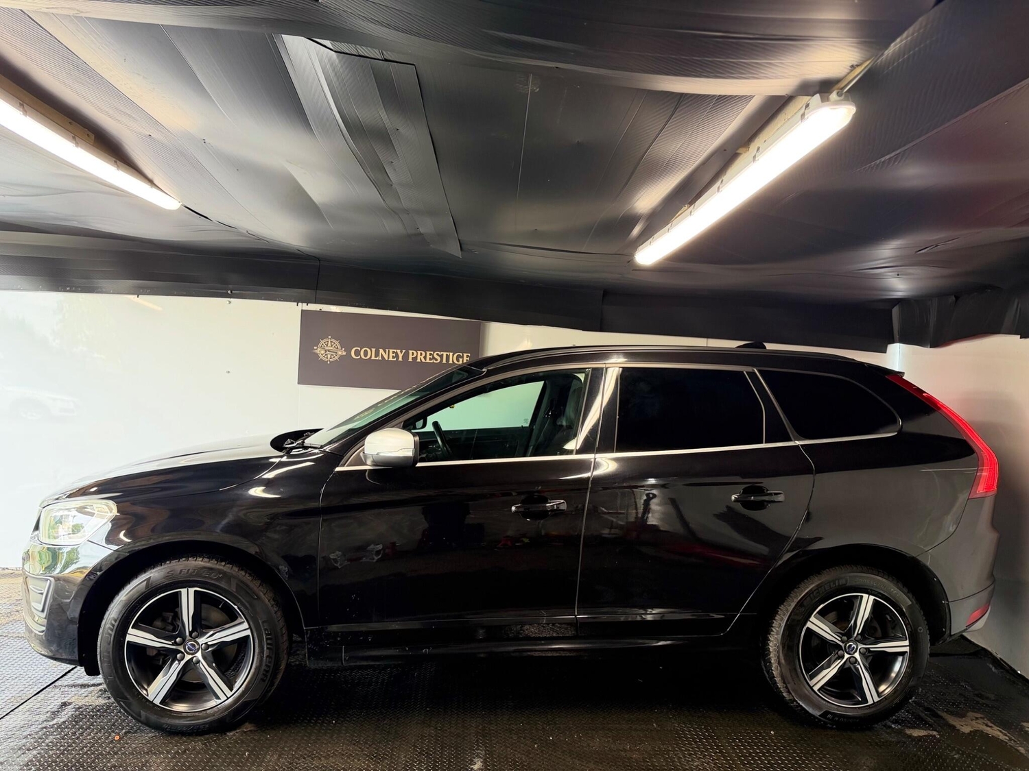 [ berth ]Volvo XC60
