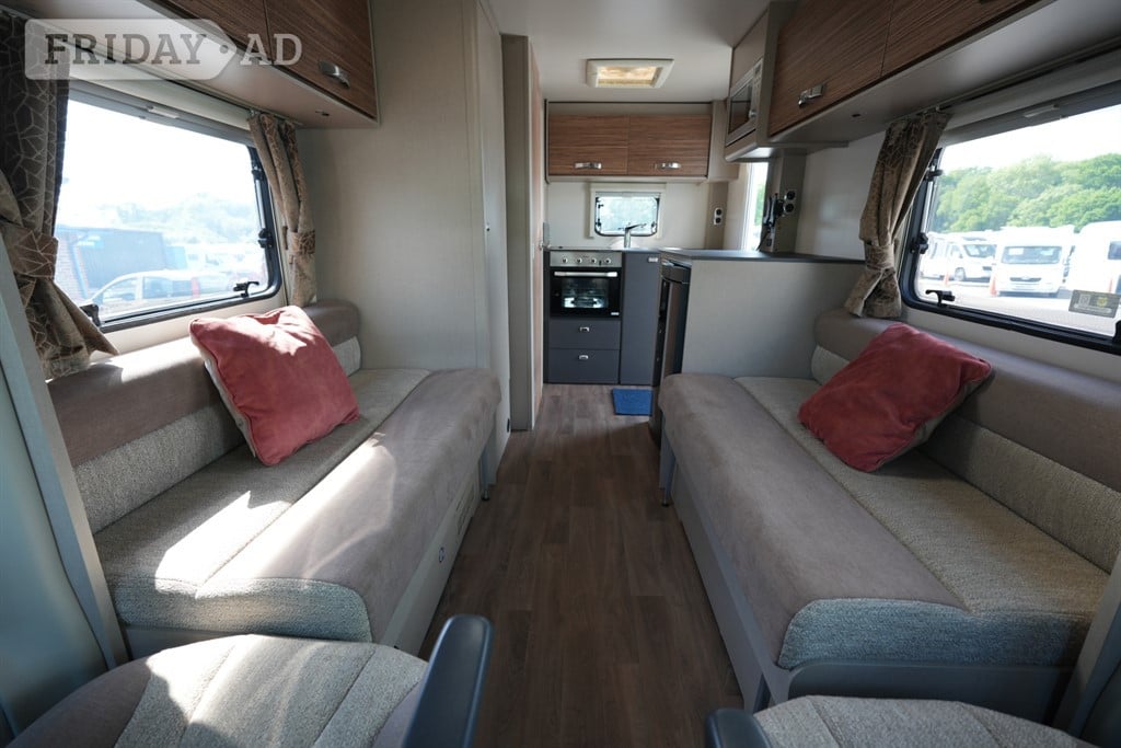 Swift Edge 412 CHAMPAGNE WITH VB AIR SUSPENSION, REVERSING CA Haywards Heath