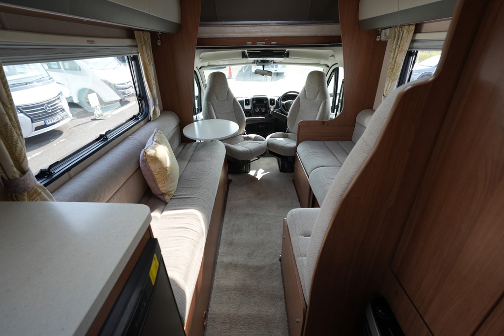 Auto-Trail Imala 620 GT FIAT AUTO 5 BERTH 4 TRAVEL SEAT MOTORHOME 2018 for sale - Motorhomes & Caravans in Haywards Heath