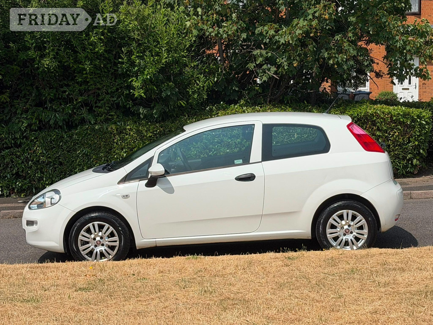 Fiat Punto 2015 - Cars