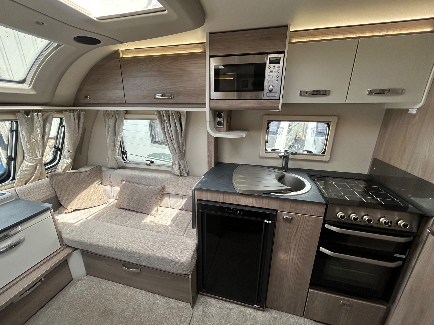 Sprite Major 4 EB 2023 - Motorhomes & Caravans