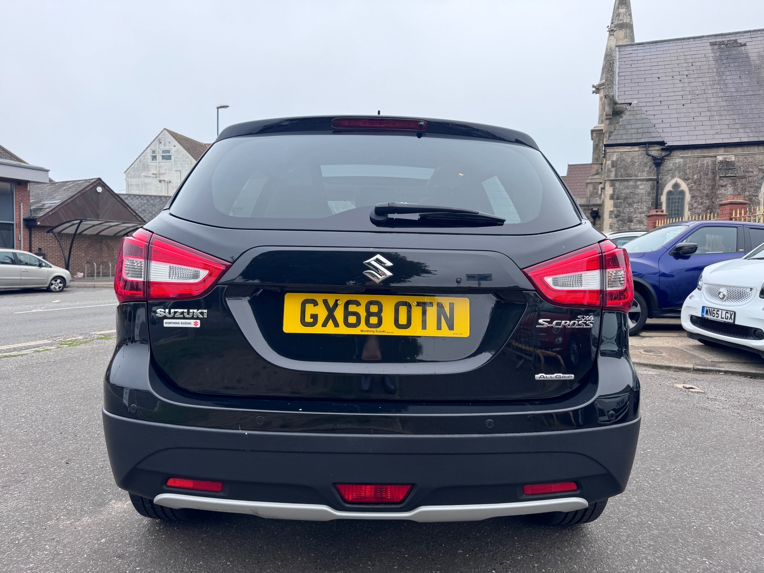 Suzuki SX4 2019 - Cars in Lancing