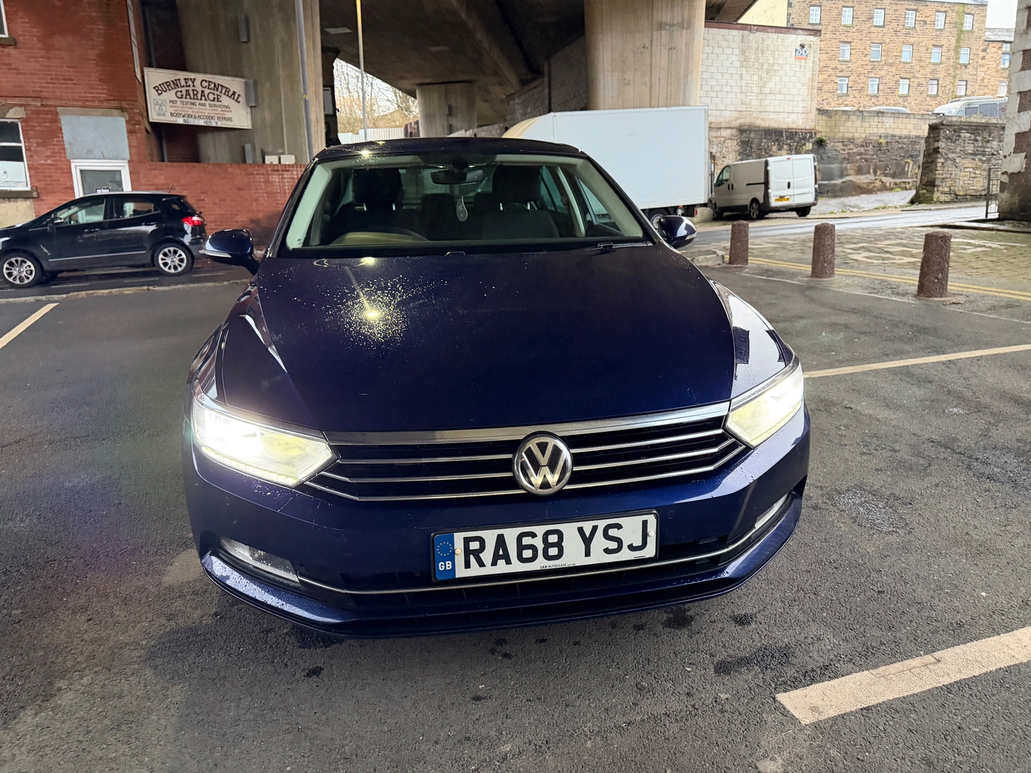 Volkswagen Passat 2019 - Cars in Burnley