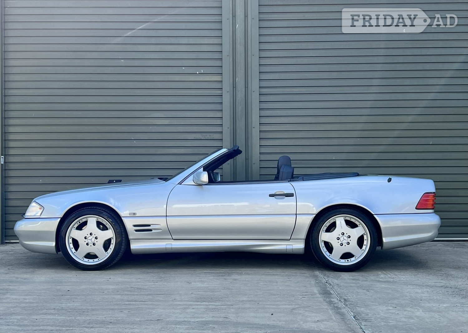 Mercedes-Benz SL 1997 - Cars in Reigate