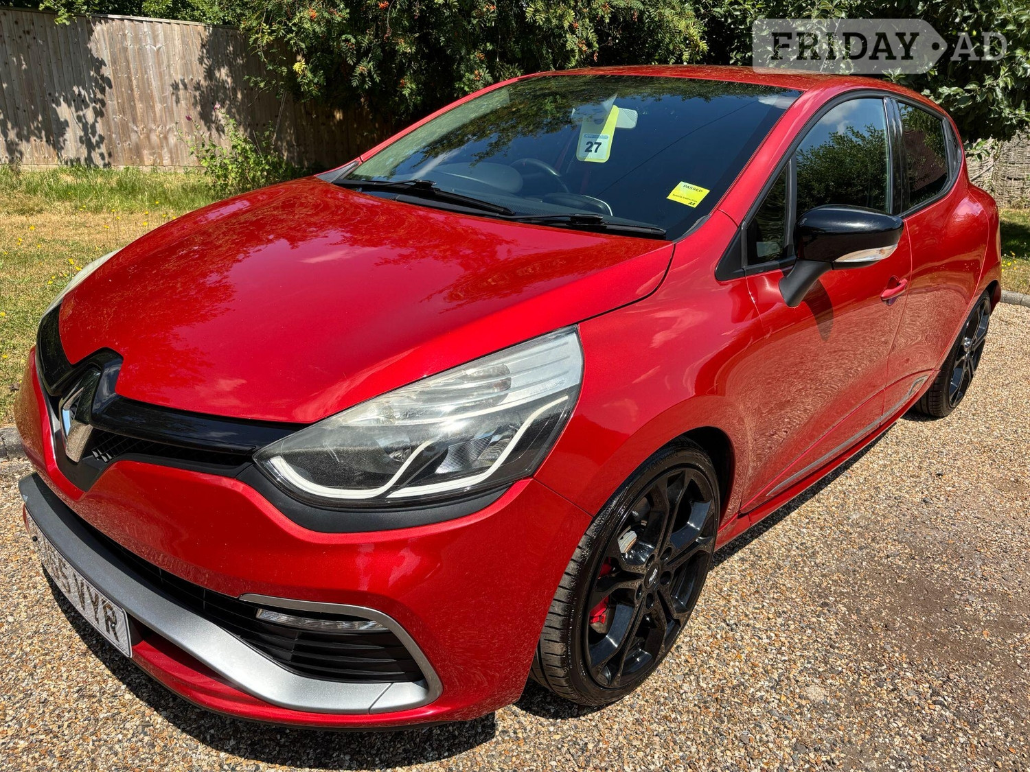 Renault Clio 2015 - Cars in High Wycombe