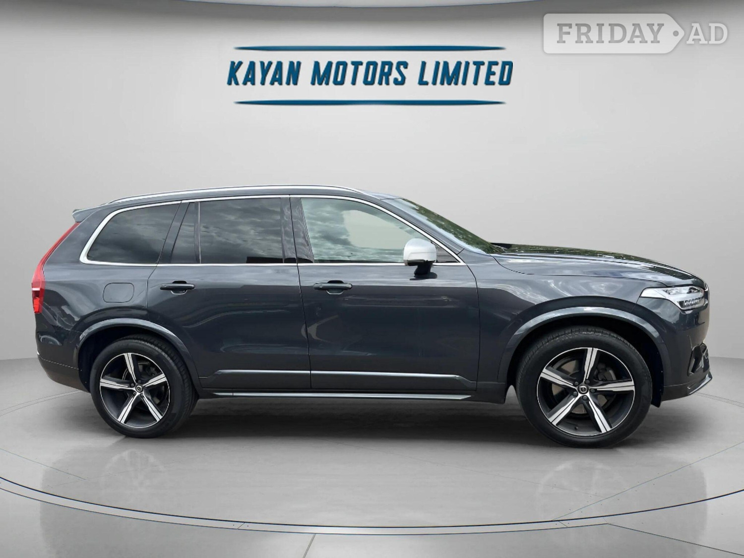 Volvo XC90 2018 - Cars in Kensington
