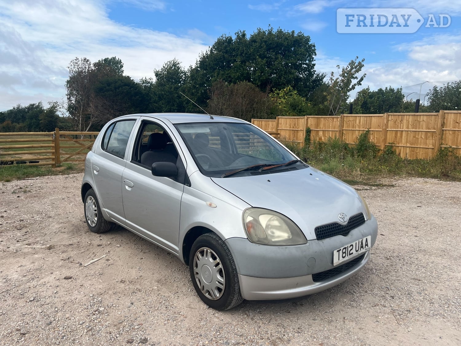 Toyota Yaris 1999 in Newport
