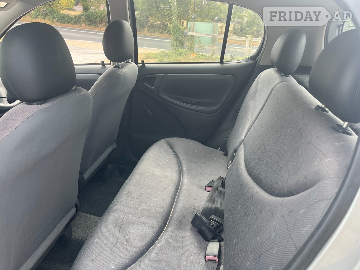 Toyota Yaris 1999 - Cars