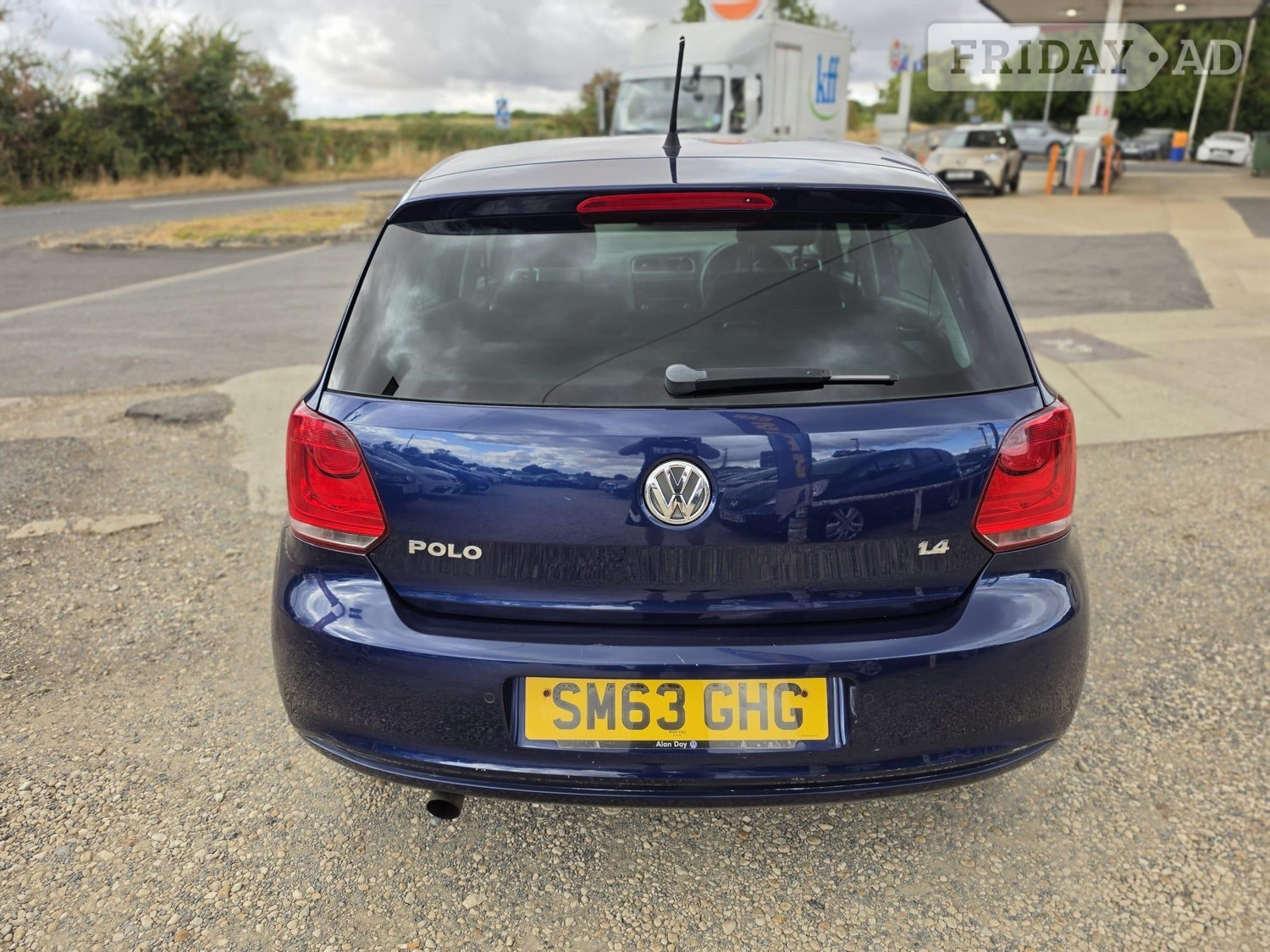 Volkswagen Polo 2014 - Cars in Burford