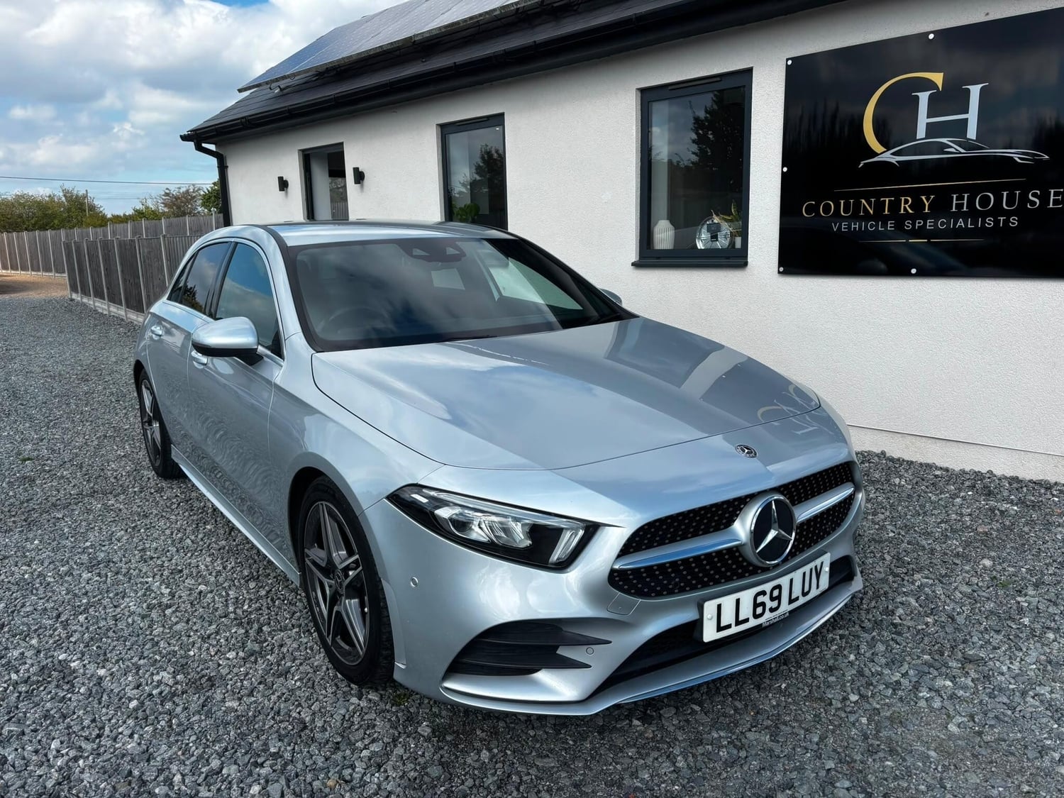 Mercedes-Benz A Class 2019 - Cars