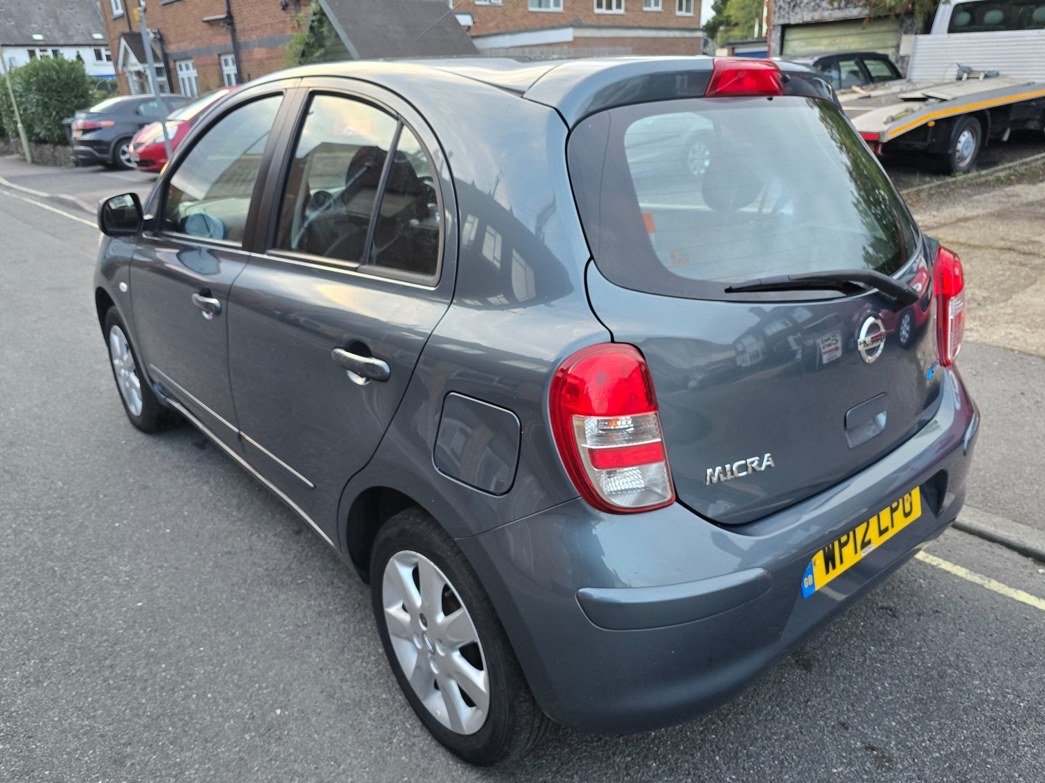 Nissan Micra 2012 - Cars