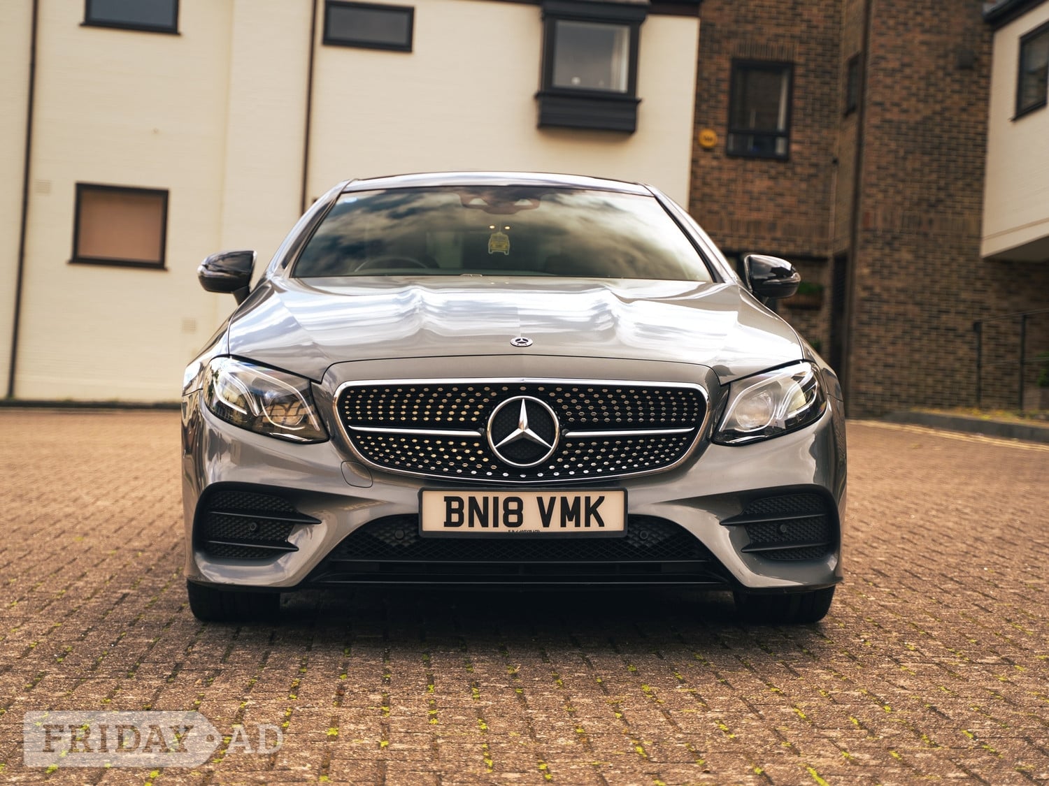 [ berth ]Mercedes-Benz E Class