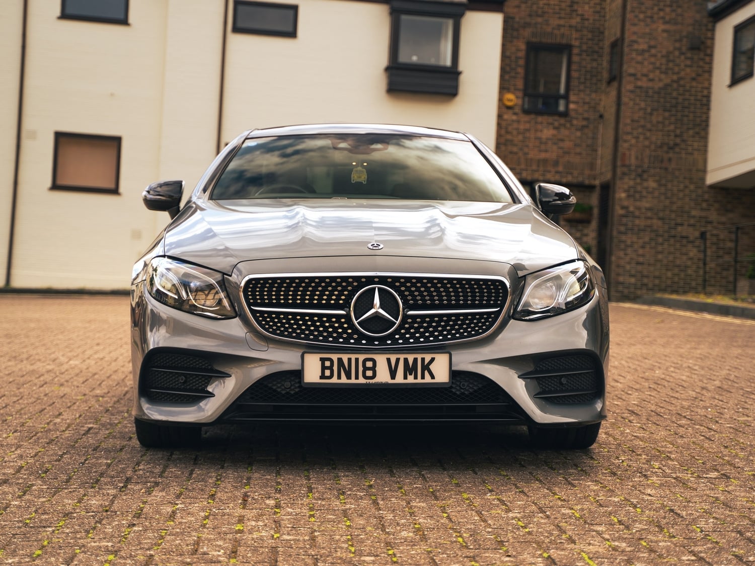 [ berth ]Mercedes-Benz E Class