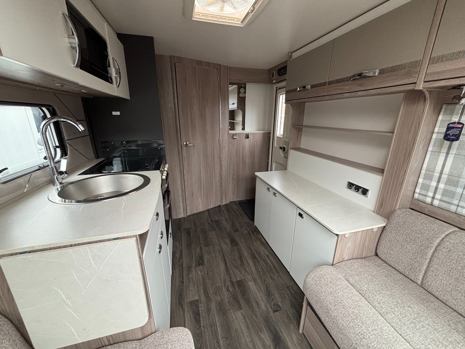 Swift Challenger 2023 - Motorhomes & Caravans