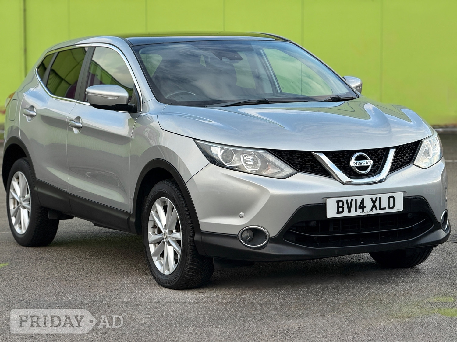 Nissan Qashqai 2014 in Leeds