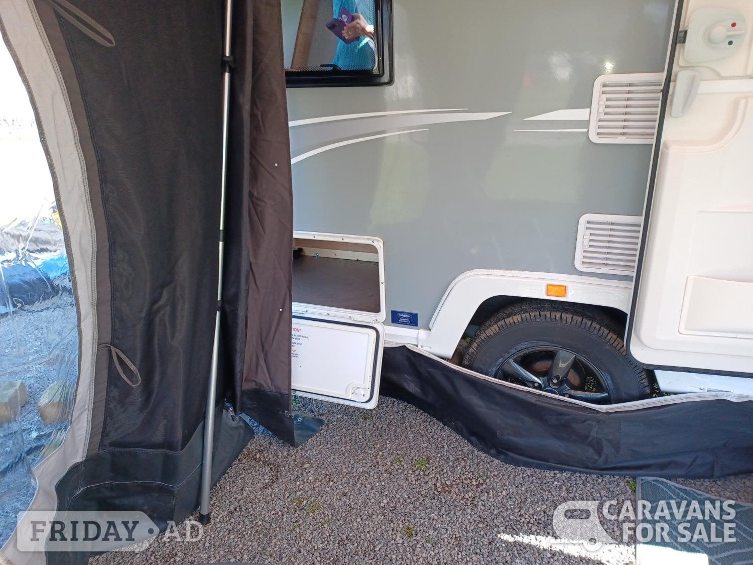 Bailey Discovery D4-2 2021 - Motorhomes & Caravans