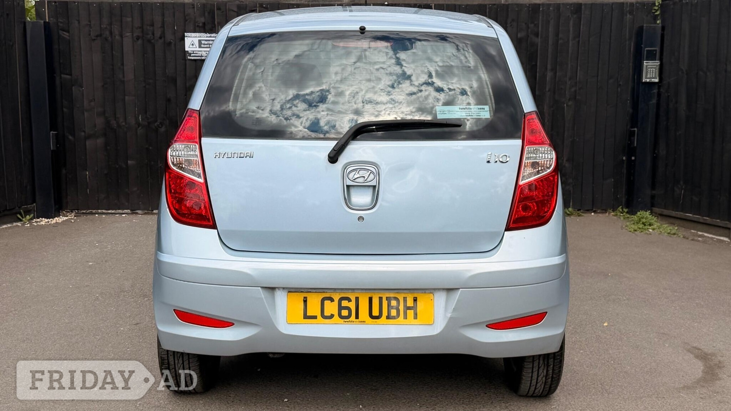 Hyundai i10 2011 - Cars in Maidenhead