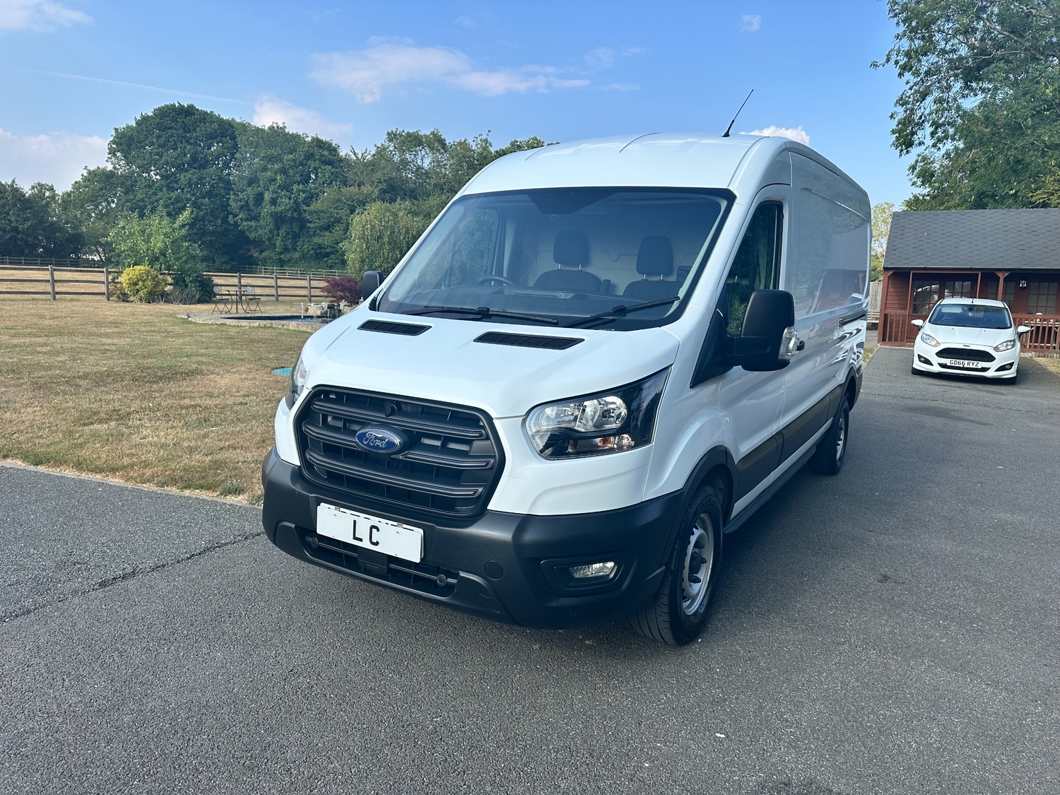 [ berth ]Ford Transit