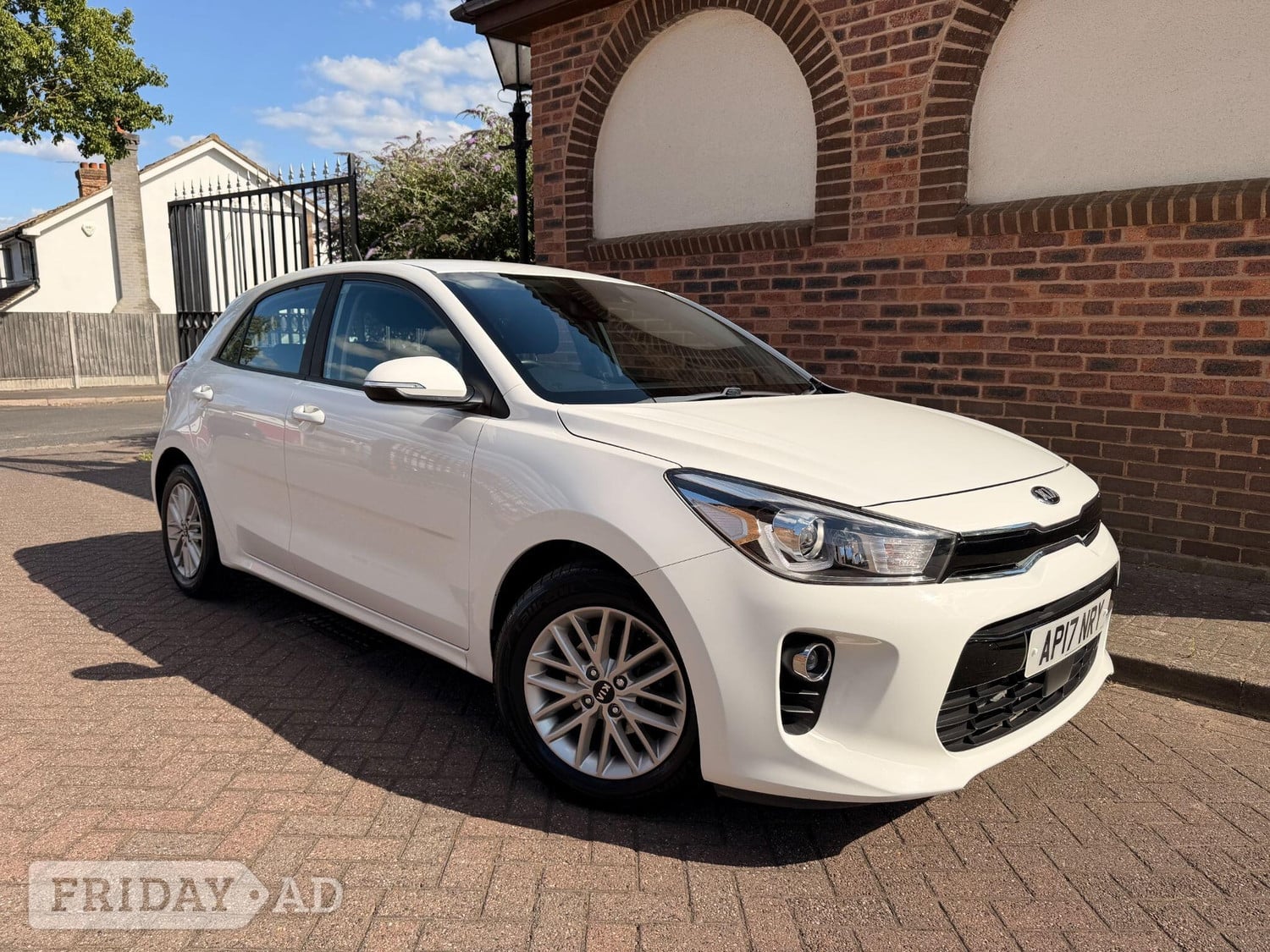 Kia Rio 2017 in Sutton