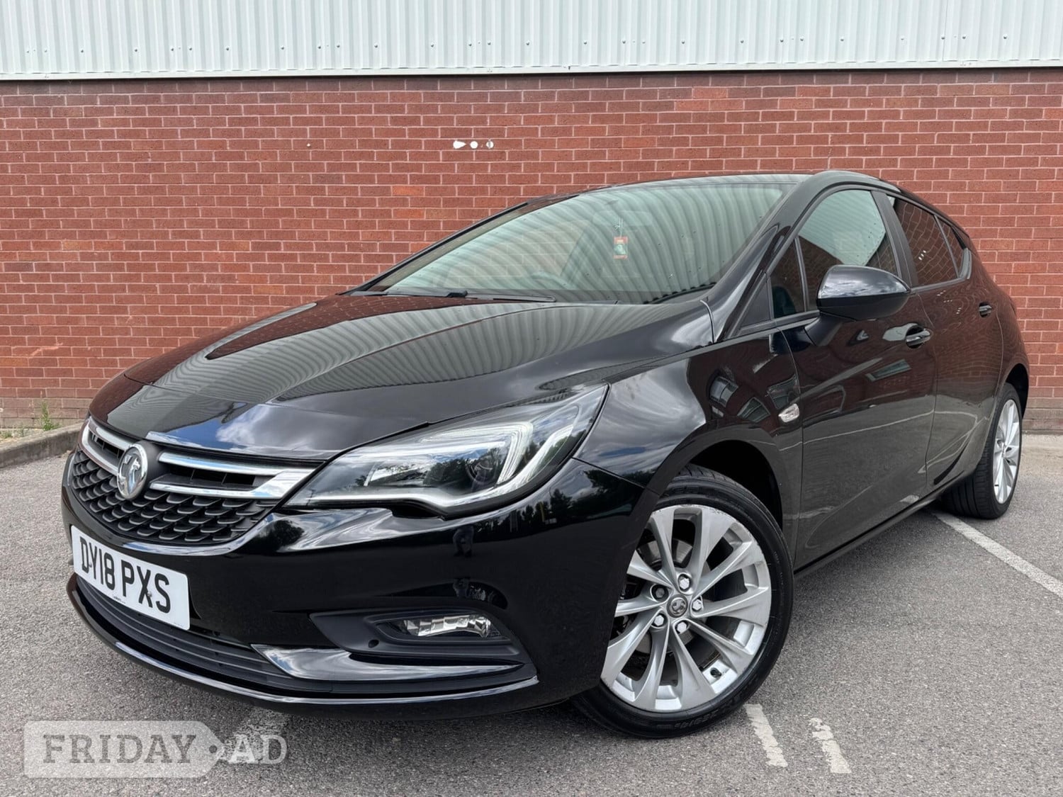 Vauxhall Astra 2018 in Hounslow