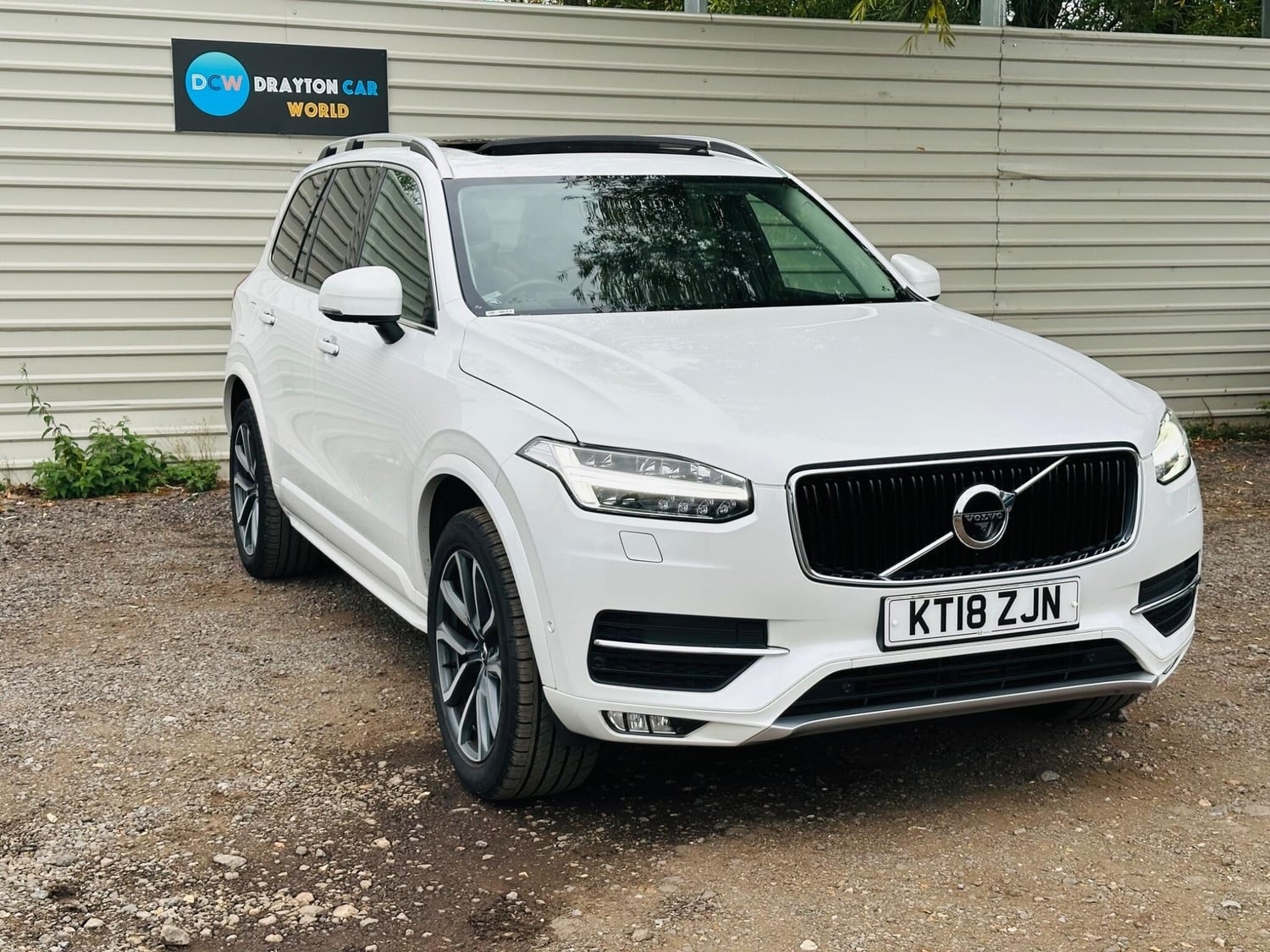 Volvo XC90 2018 - Cars in Hillingdon