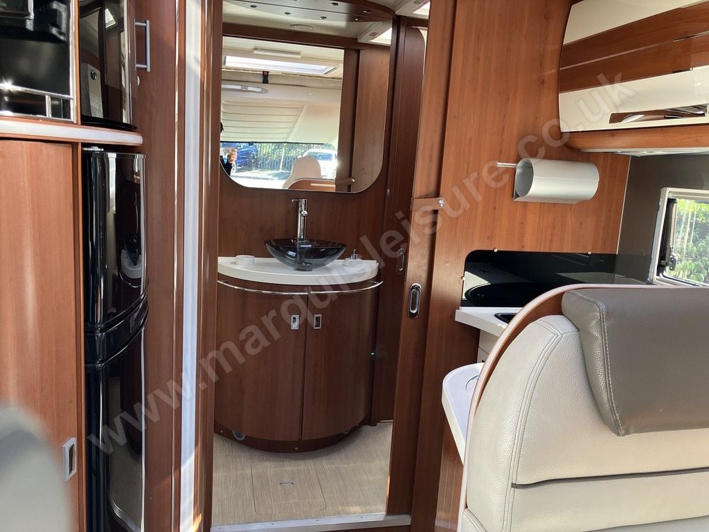 Mobilvetta K-Yacht 79 Tekno Line 2018 for sale - Motorhomes & Caravans in Guildford