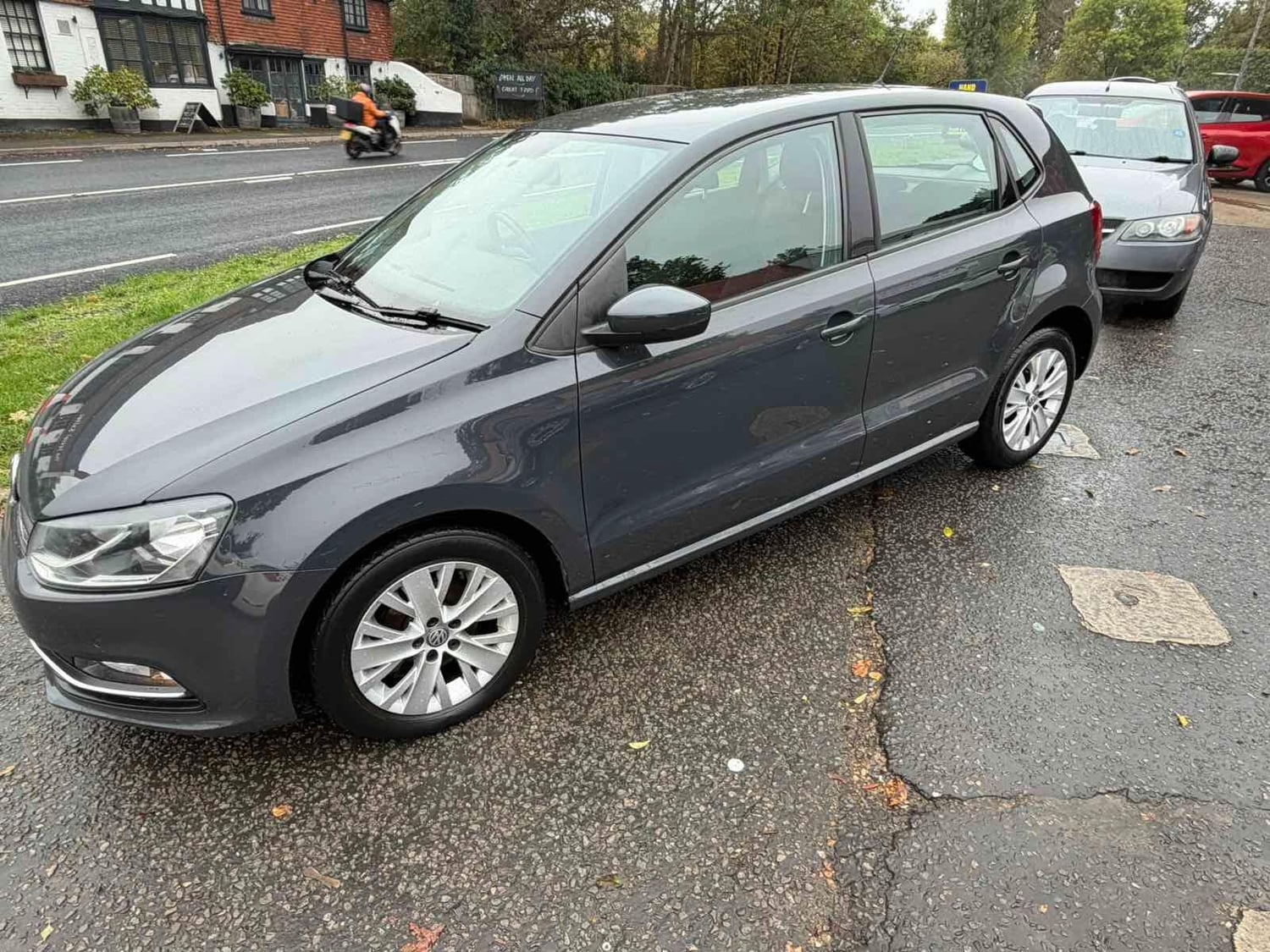 [ berth ]Volkswagen Polo