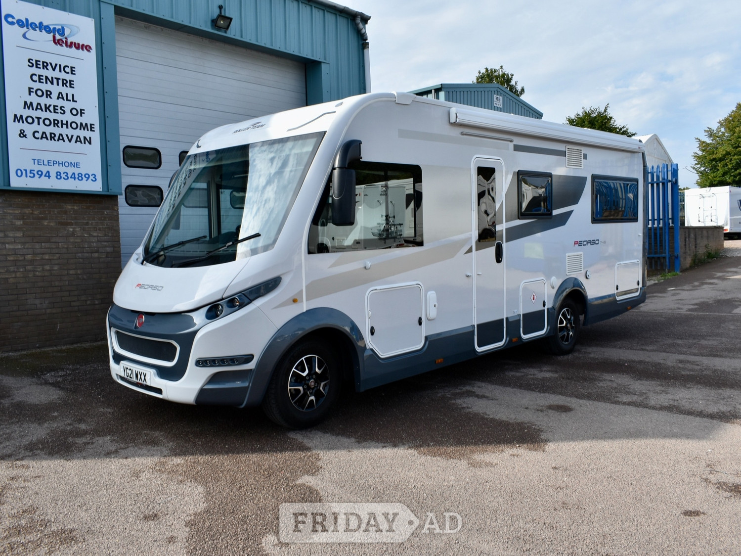 Roller Team Pegaso 745 Coleford