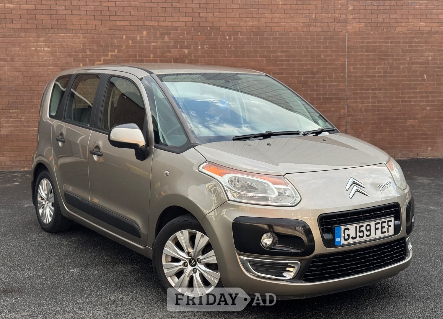 Citroen C3 Picasso 2009 in Ashford