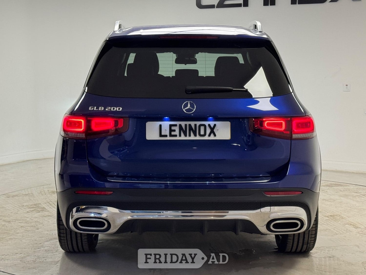 Mercedes-Benz GLB 2023 - Cars