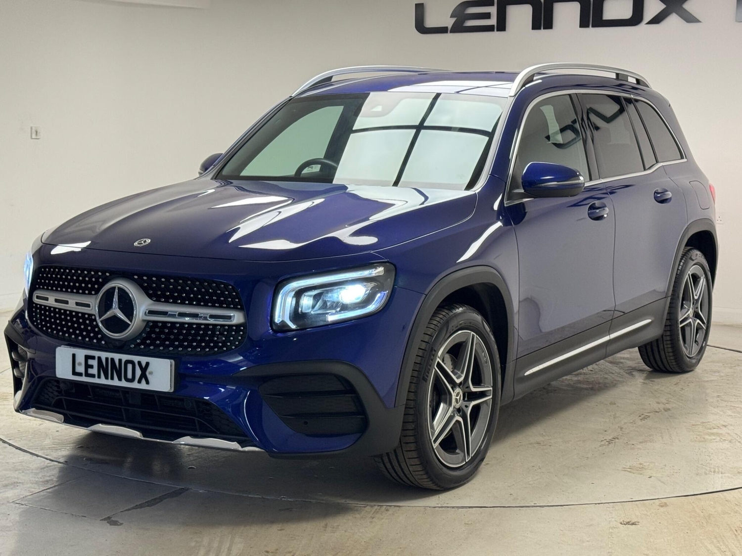 [ berth ]Mercedes-Benz GLB