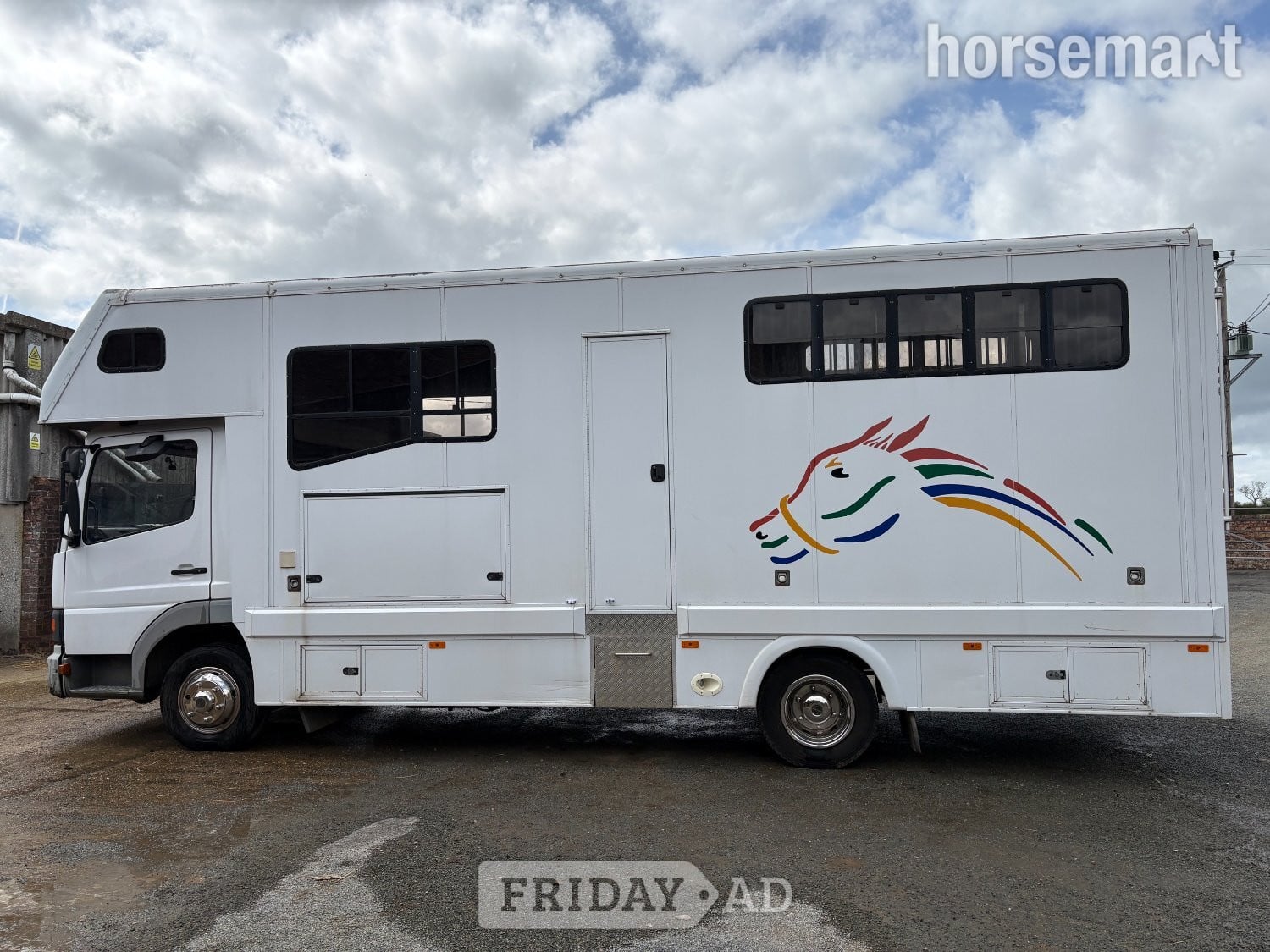 Custom  Mercedes Horsebox - Trailers & Horseboxes