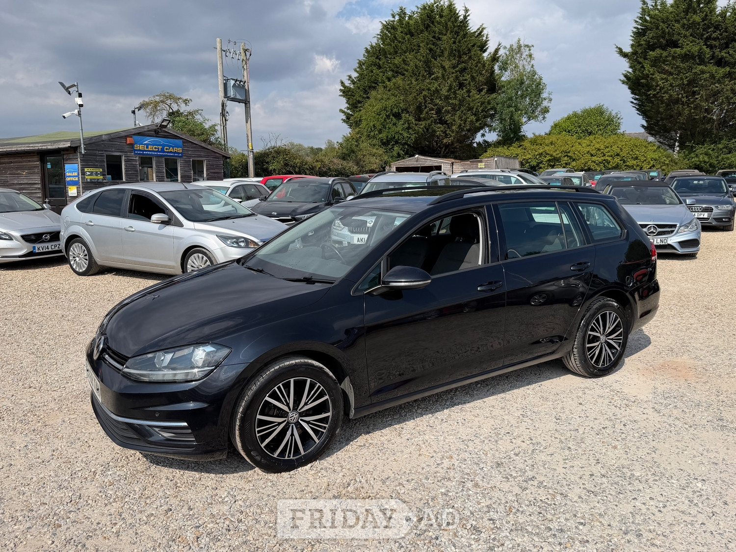 Volkswagen Golf 2018 - Cars