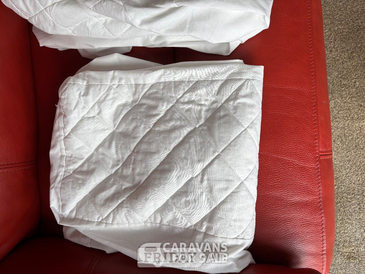 Island bed sheets and protectors -  in Telford