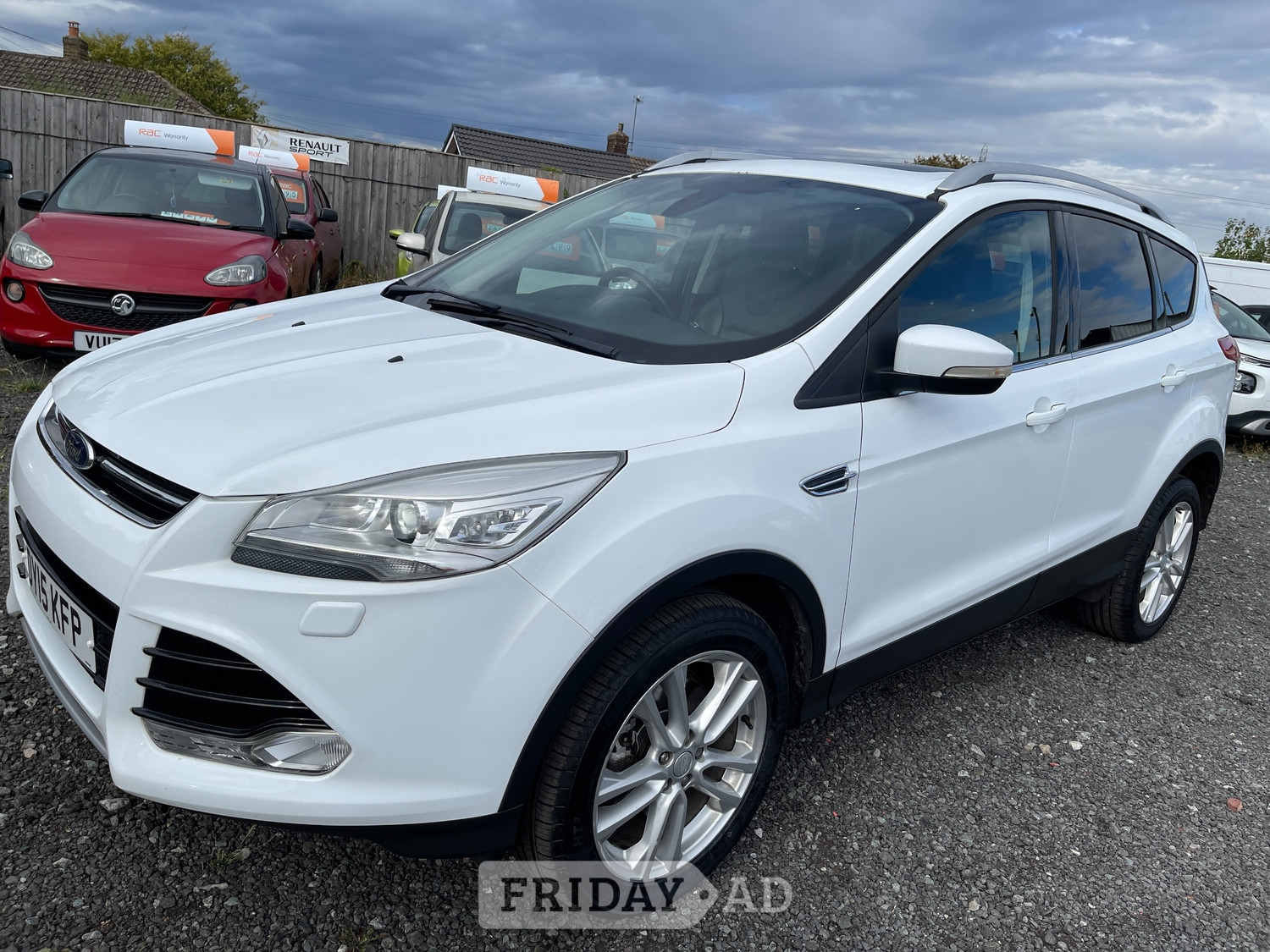 [ berth ]Ford Kuga