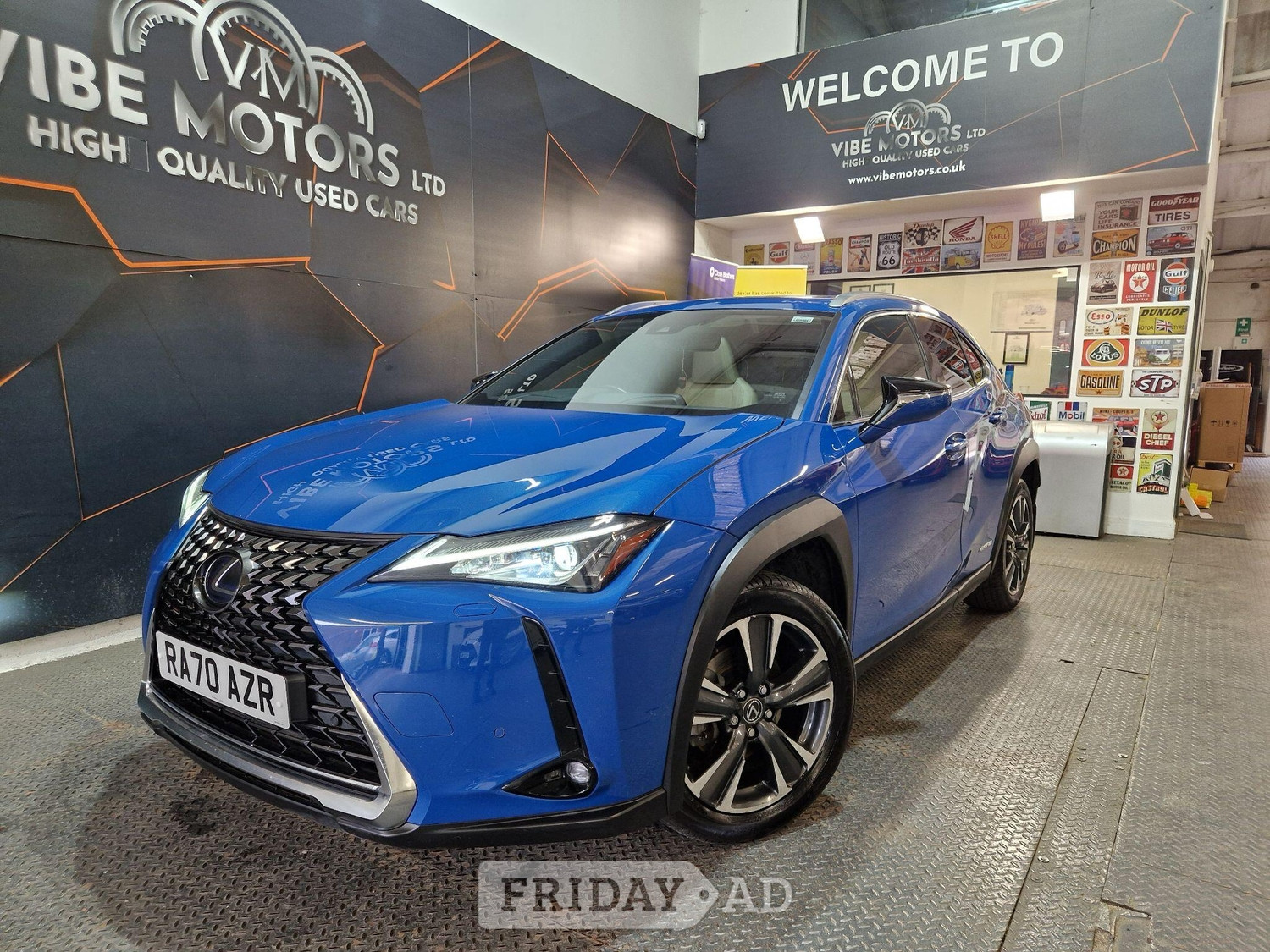 Lexus UX 2021 in Harrow