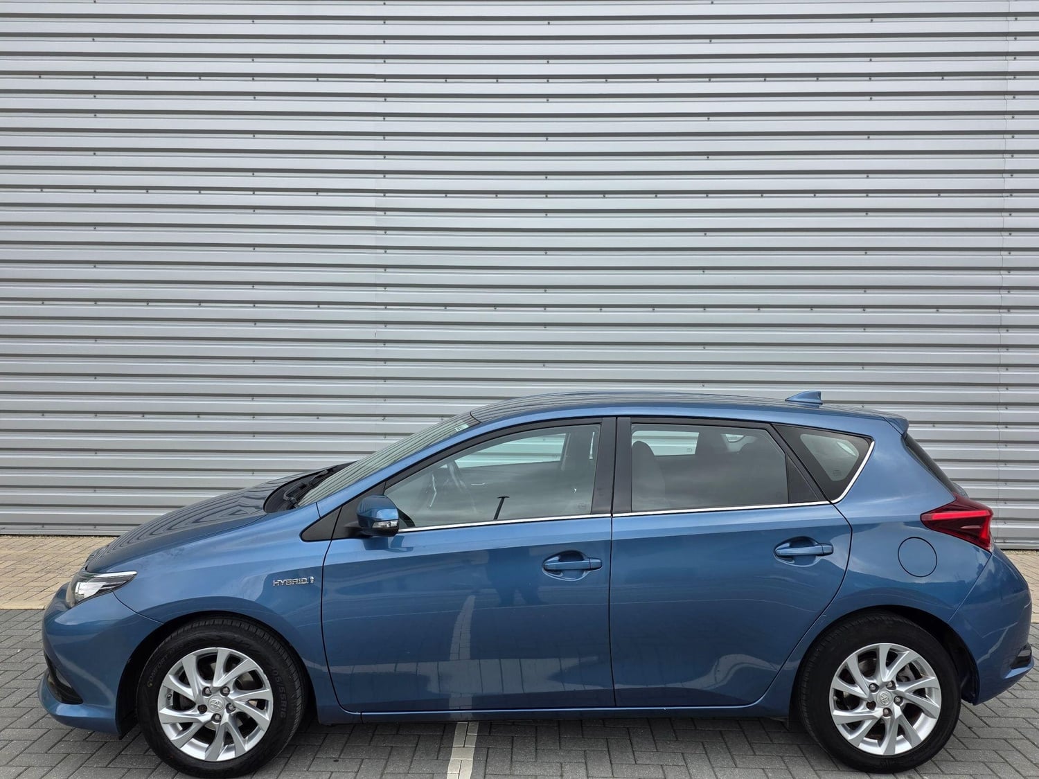 Toyota Auris 2016 - Cars in Manchester