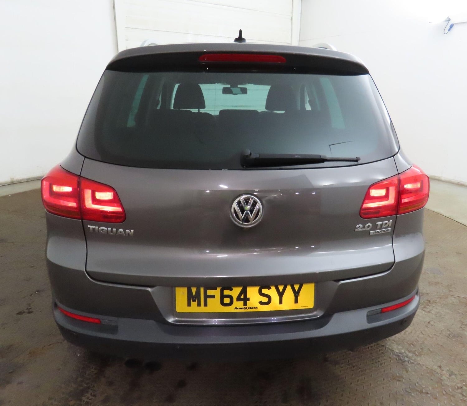 Volkswagen Tiguan 2014 - Cars