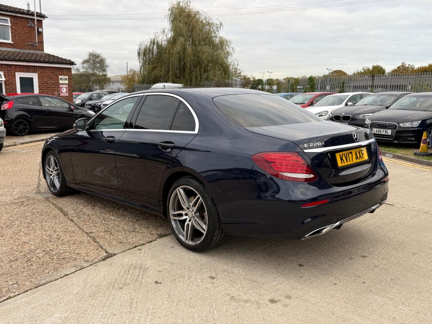 Mercedes-Benz E Class 2017 - Cars in Leighton Buzzard