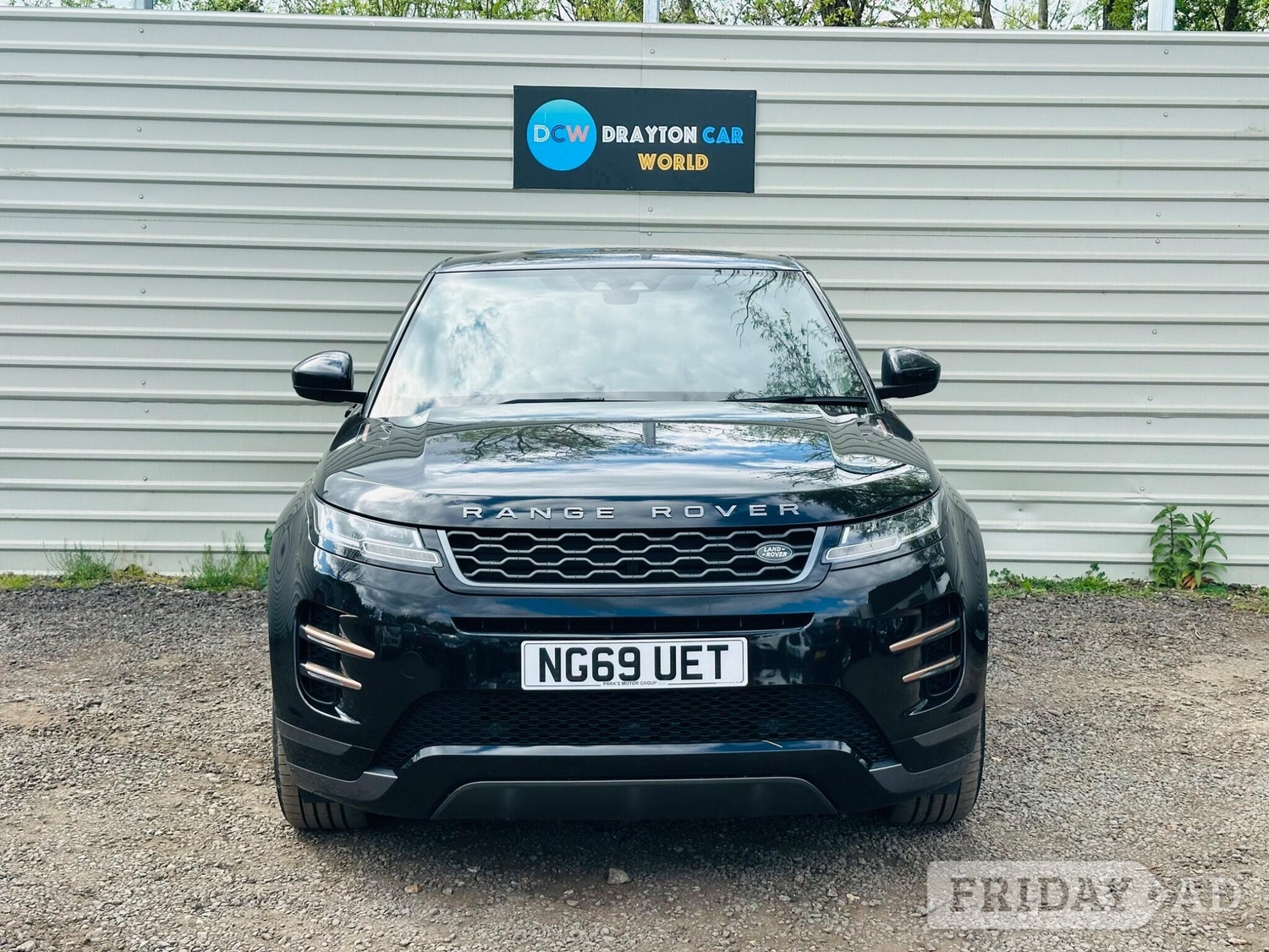[ berth ]Land Rover Range Rover Evoque